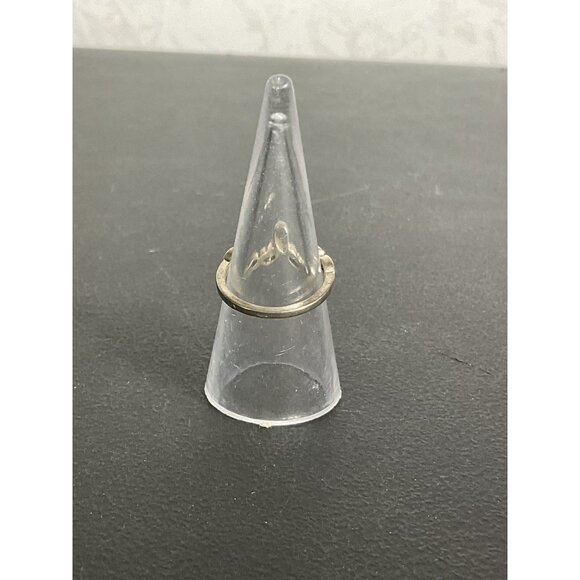 Vintage Silver Tone Ring With Swirl Design - Picture 4 of 6